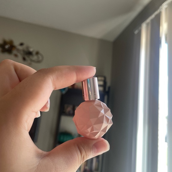 Mini Ariana dabber perfume - Picture 3 of 3